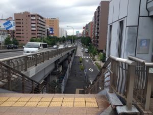 徒歩？バス？新横浜駅からニトリへの行き方アクセス　歩道橋注意！14